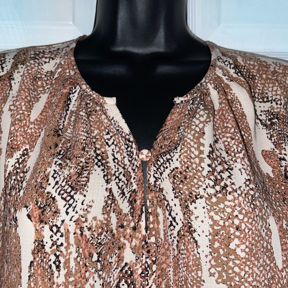 Nine West Snake Print Blouse Button Down - Size Small - Picture 4 of 6